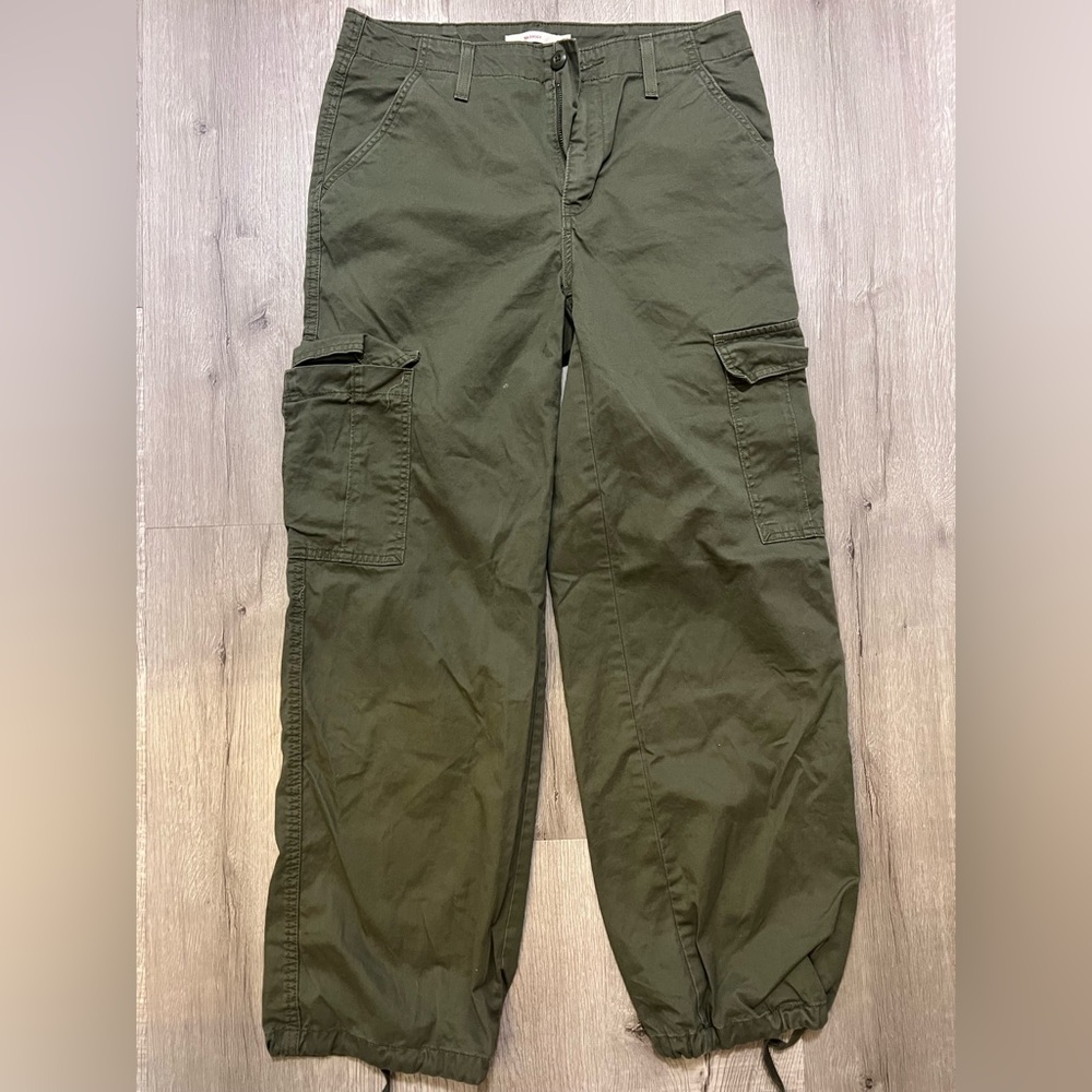 Levi's 94 Baggy Cargo Pants - Women Size 28